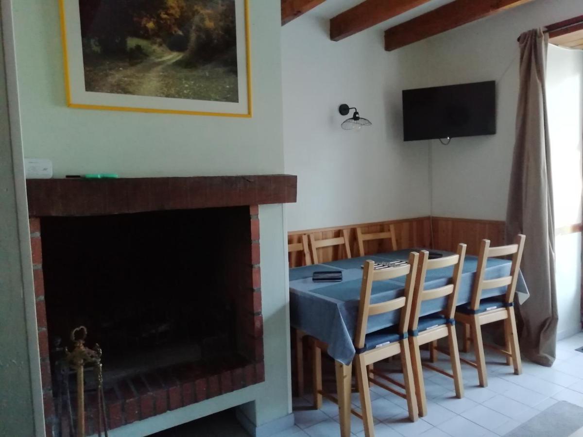 Le Rouge Robin Villa Fougax-et-Barrineuf Dış mekan fotoğraf