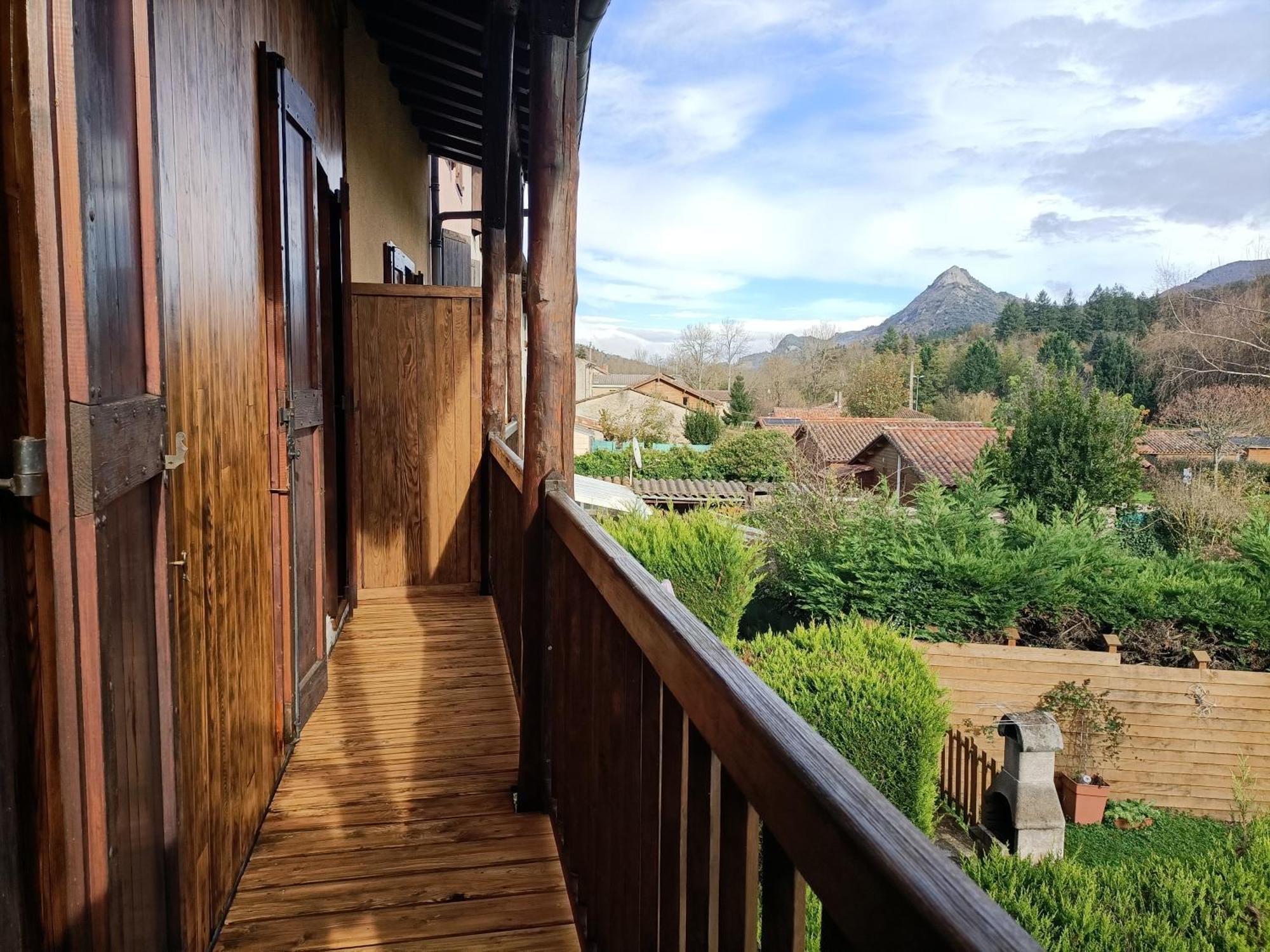 Le Rouge Robin Villa Fougax-et-Barrineuf Dış mekan fotoğraf