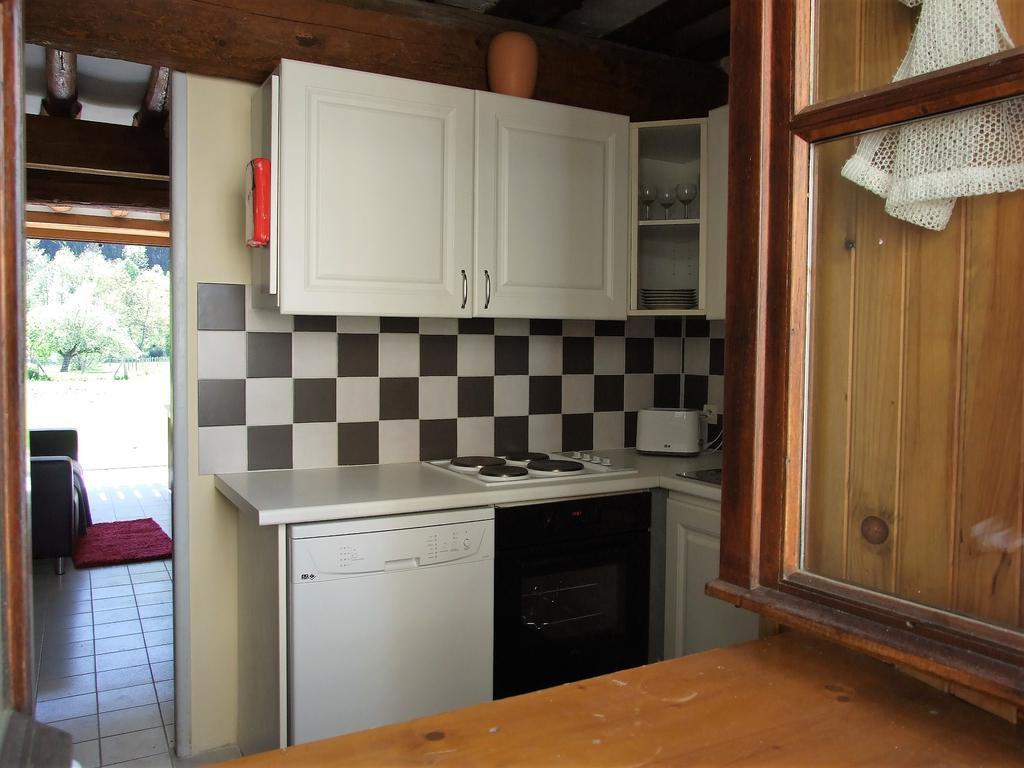 Le Rouge Robin Villa Fougax-et-Barrineuf Dış mekan fotoğraf